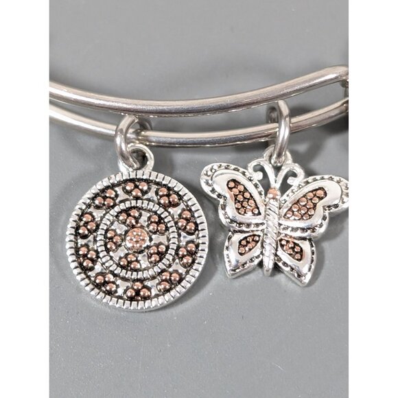 Love This Life Granddaughter Butterfly Charm Bracelet Stacking 7.5" - Picture 2 of 6